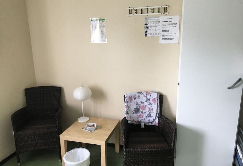 Hässleholmsgårdens Vandrarhem