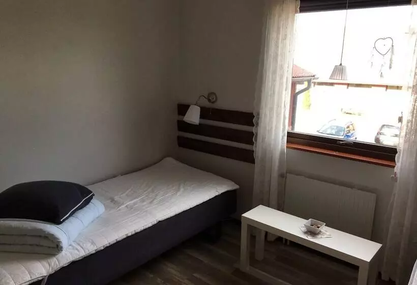 Hässleholmsgårdens Vandrarhem