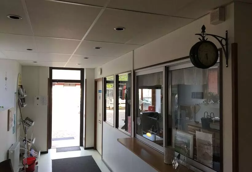 Hässleholmsgårdens Vandrarhem