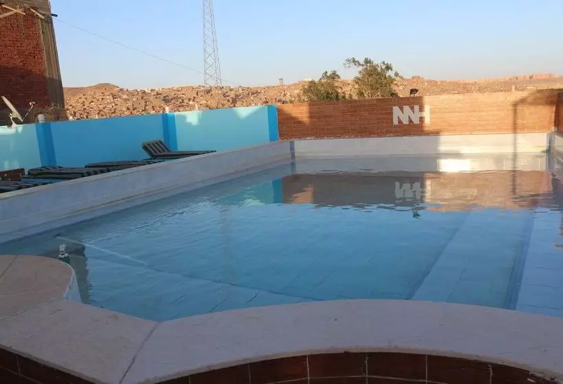 هتل Nubanile