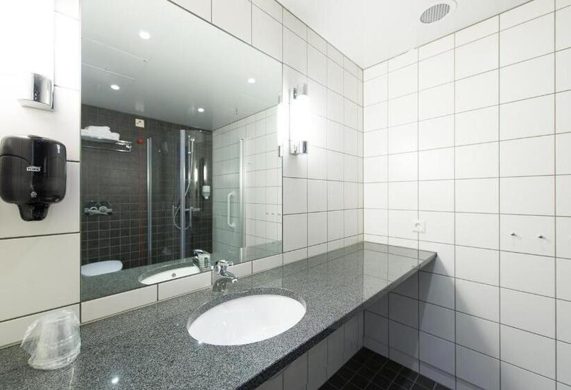 Pingvinhotellet Unn Tromsø