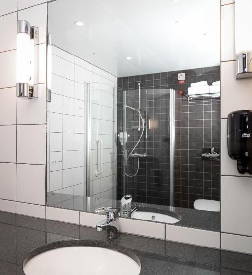 Pingvinhotellet Unn Tromsø