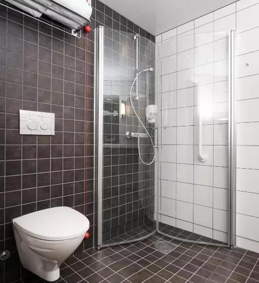 Pingvinhotellet Unn Tromsø