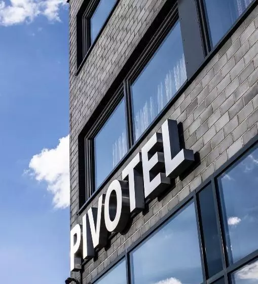 Pivotel Mmx