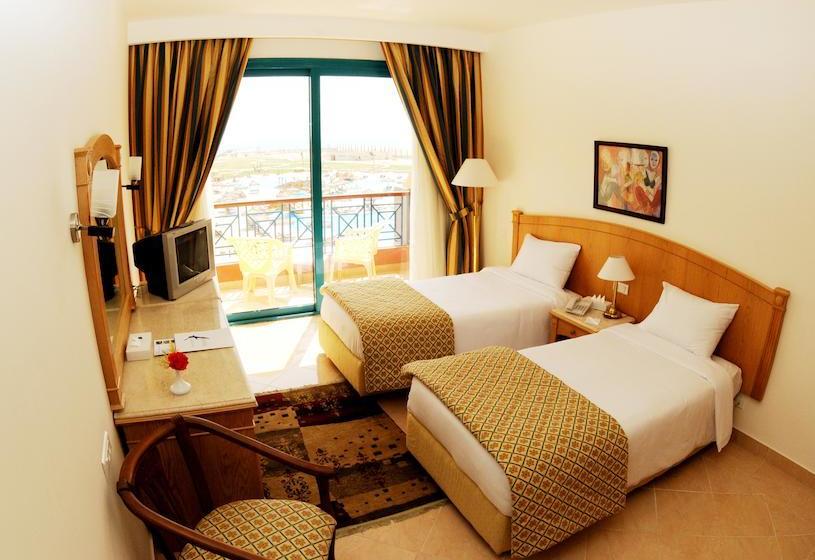 Sinaway Lagoon Aquapark Hotel And Spa