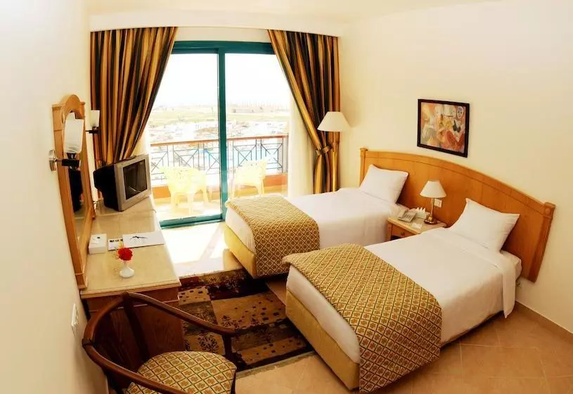 Sinaway Lagoon Aquapark Hotel And Spa