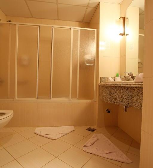 Sinaway Lagoon Aquapark Hotel And Spa