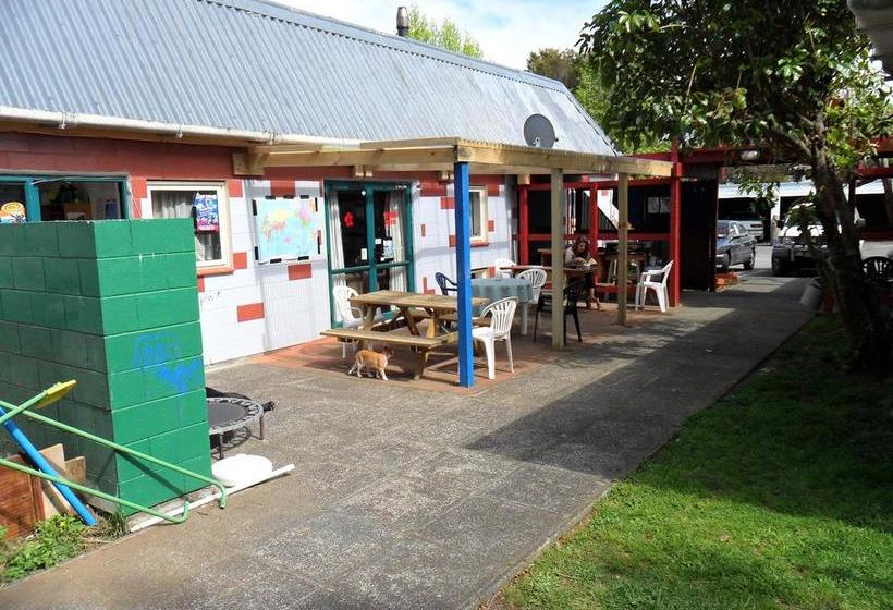 ユースホステル A Plus Samurai Lodge Backpackers