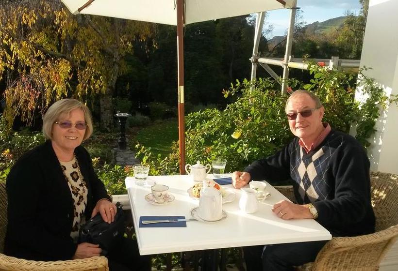 Anton & Mary S Bed & Breakfast