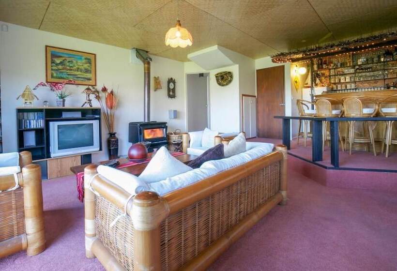 Bed and Breakfast Alpine Suites