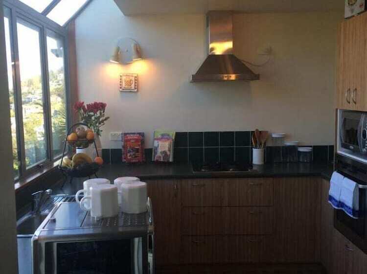 Bed and Breakfast Alpine Suites