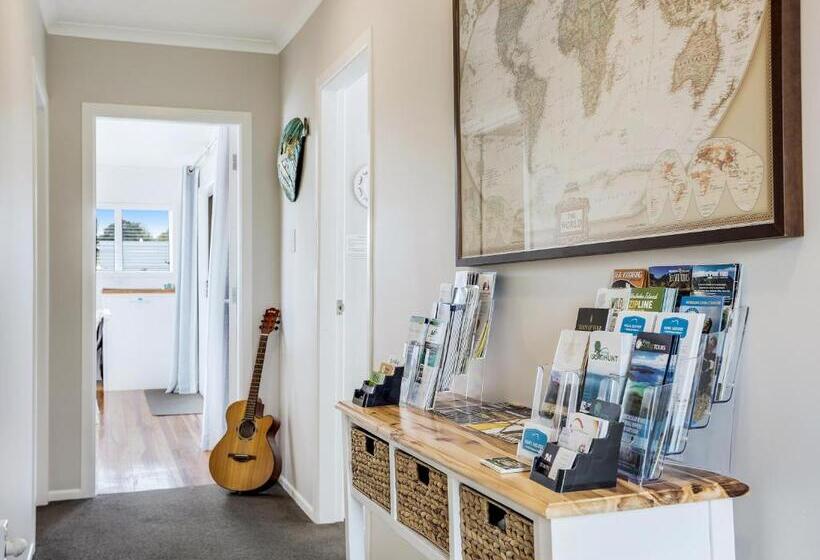 Bed and Breakfast Kiwi House Waiheke