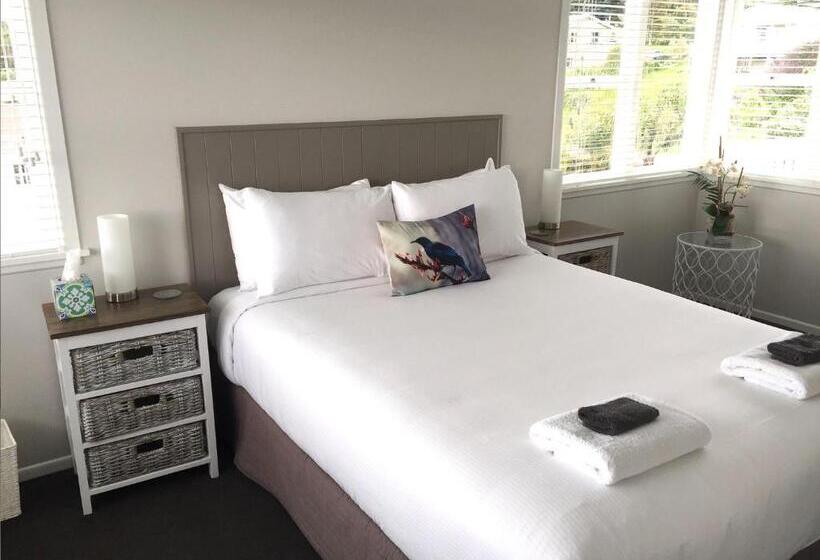 Bed and Breakfast Kiwi House Waiheke