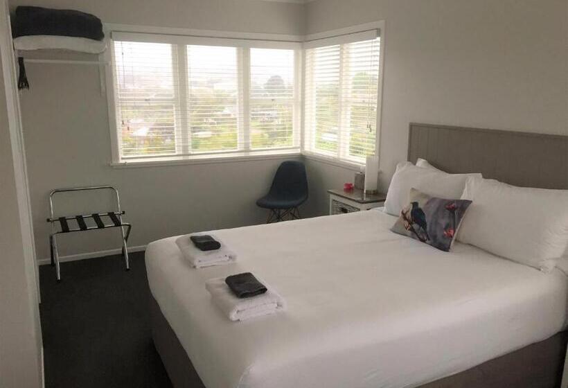 Bed and Breakfast Kiwi House Waiheke