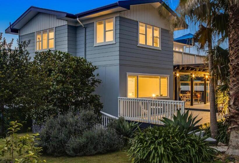 Bed and Breakfast Kiwi House Waiheke