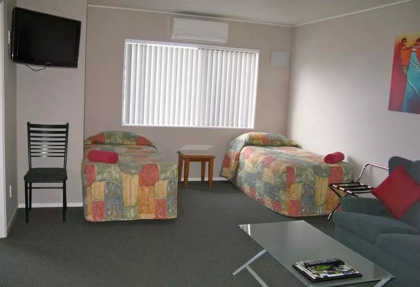 Gloucester House Motel