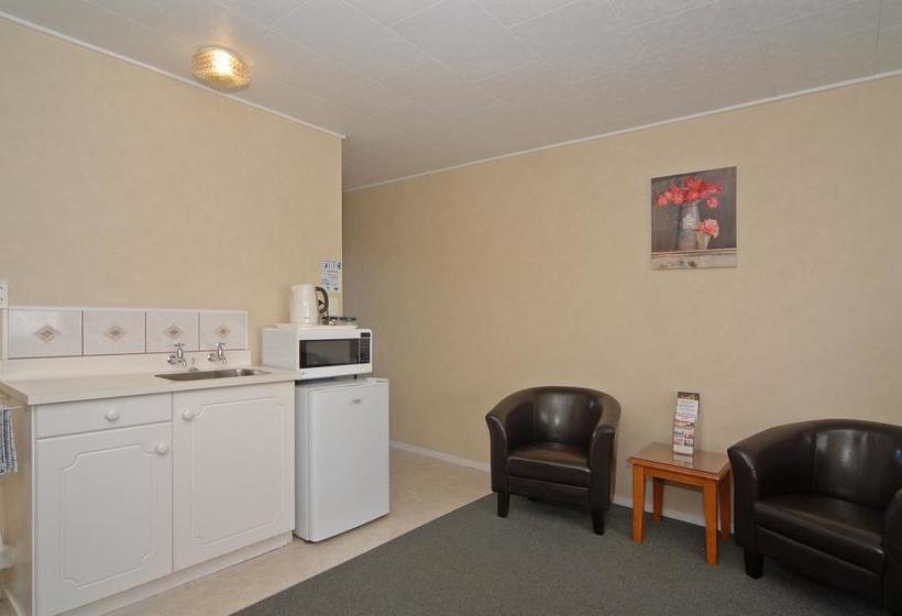 Gloucester House Motel