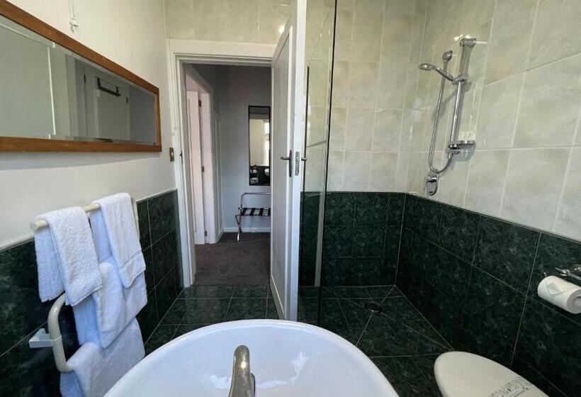 Harrogate Gardens Motel