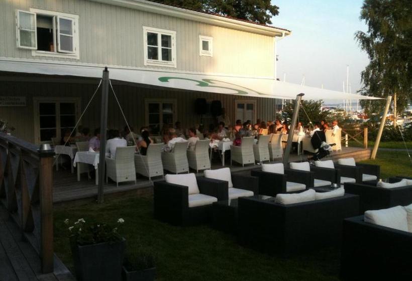 호텔 32 Rum & Kök