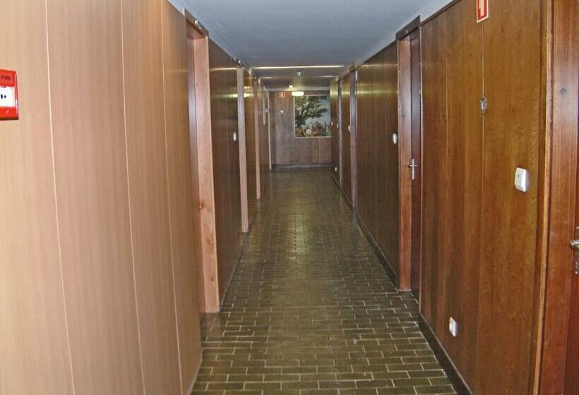 هتل Casa De Retiros N. S. Perpetuo Socorro