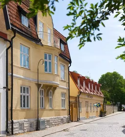 هتل L Stenugnen