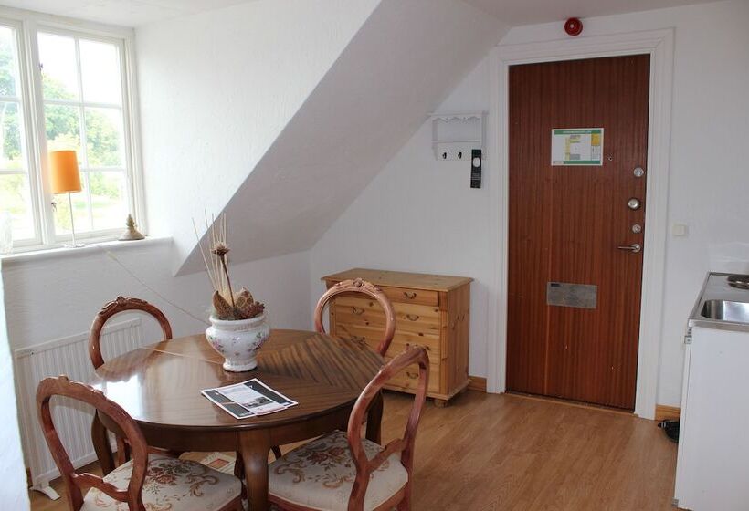 בית מלון כפרי Skivarps Gästgivaregård