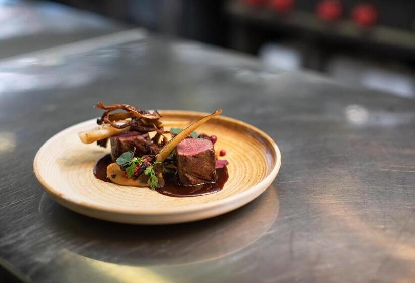 Отель Stufvenäs Gästgifveri