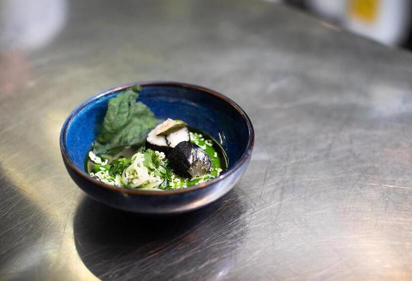 Отель Stufvenäs Gästgifveri