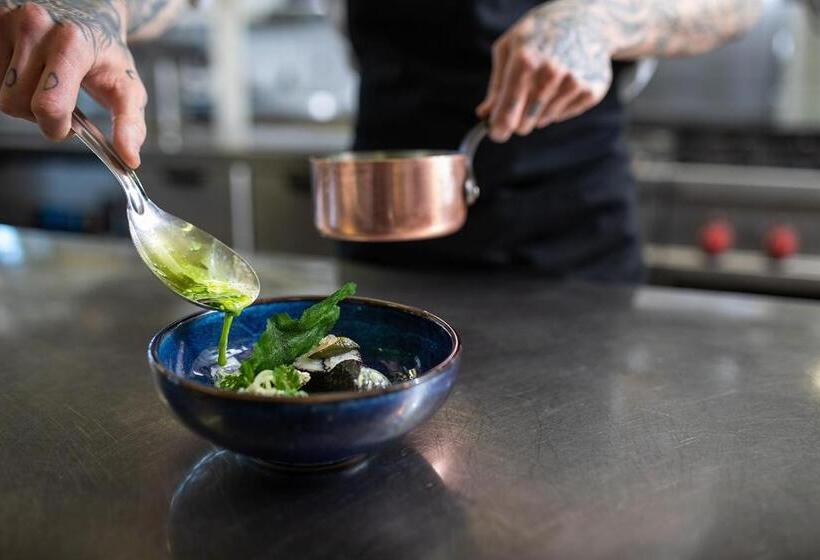 Отель Stufvenäs Gästgifveri