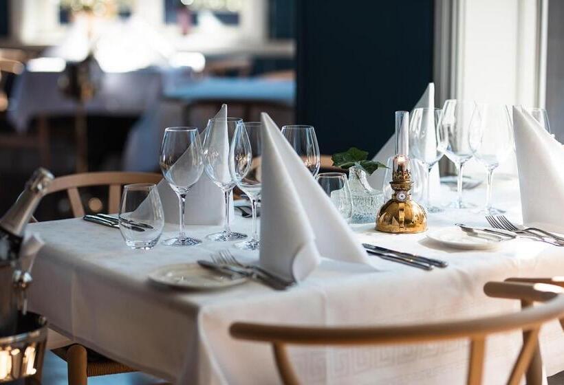 Отель Stufvenäs Gästgifveri