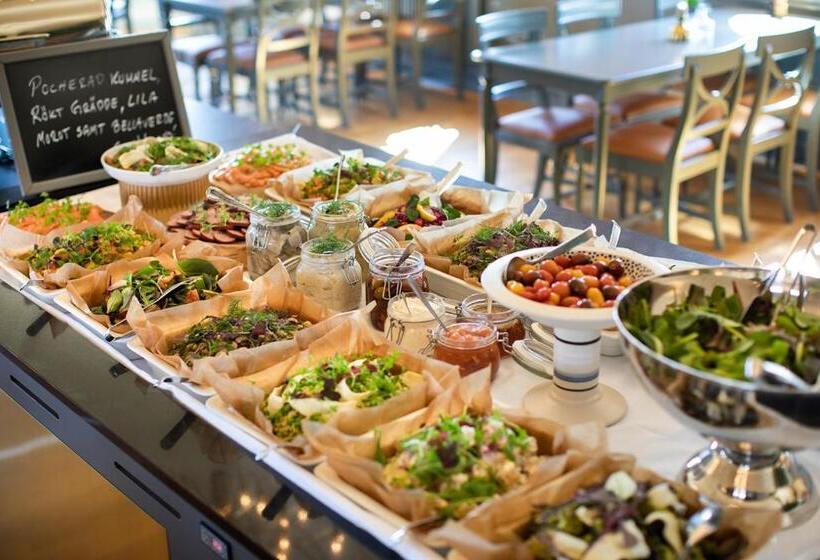 Отель Stufvenäs Gästgifveri