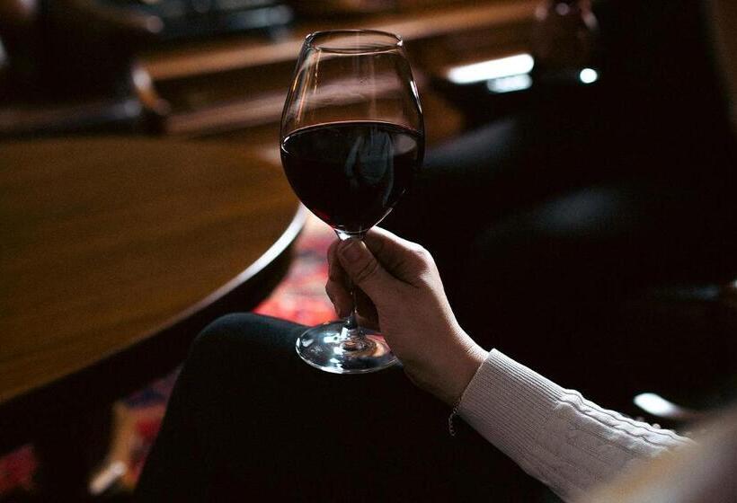 Отель Stufvenäs Gästgifveri