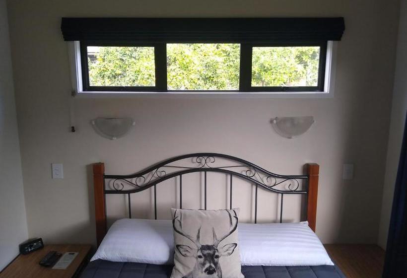 Kerigold Secluded Chalets Motel