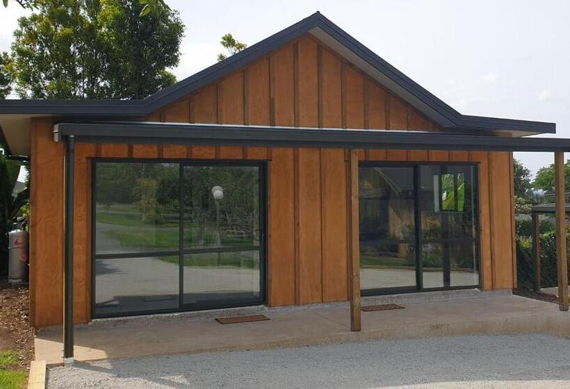 Kerigold Secluded Chalets Motel