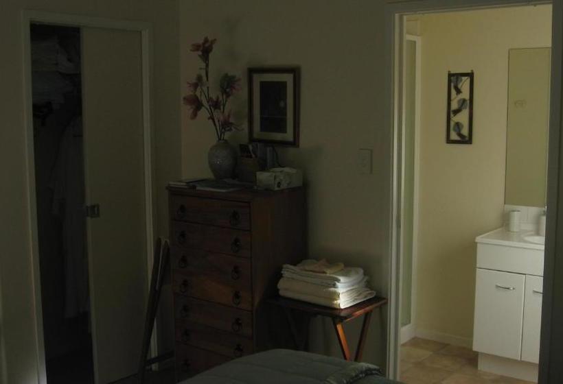 Kotuku Bed & Breakfast