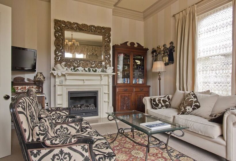 Lilac Rose Boutique Bed And Breakfast