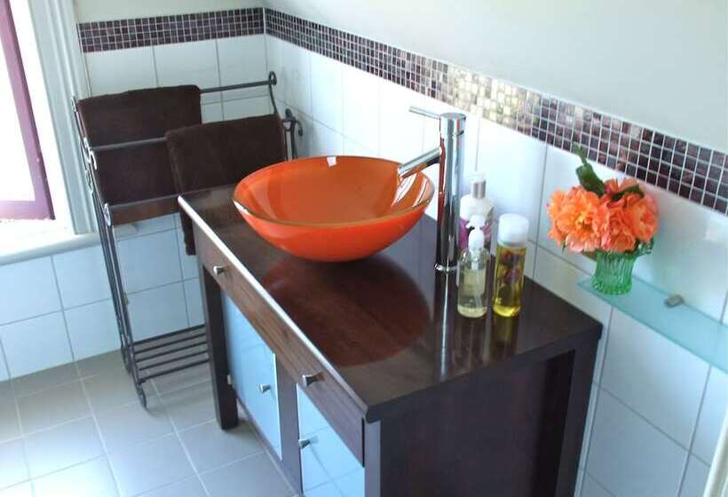 Lilac Rose Boutique Bed And Breakfast