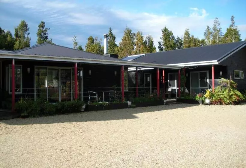 Mahinapua Retreat B&b