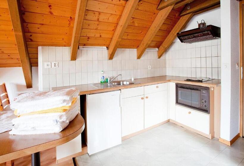 住宿加早餐  Freihof Embrach