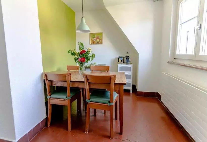 Aamiaismajoitus (B&B) Gästehaus Sonne