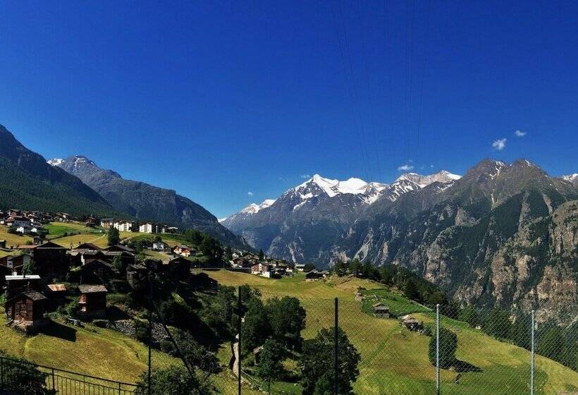 Gruppenhaus Rosy   Hostel