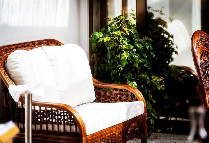 Hotel Au Major Davel