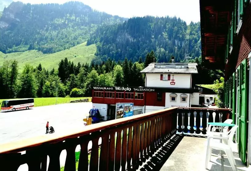 ホテル Gasthaus Waldhaus