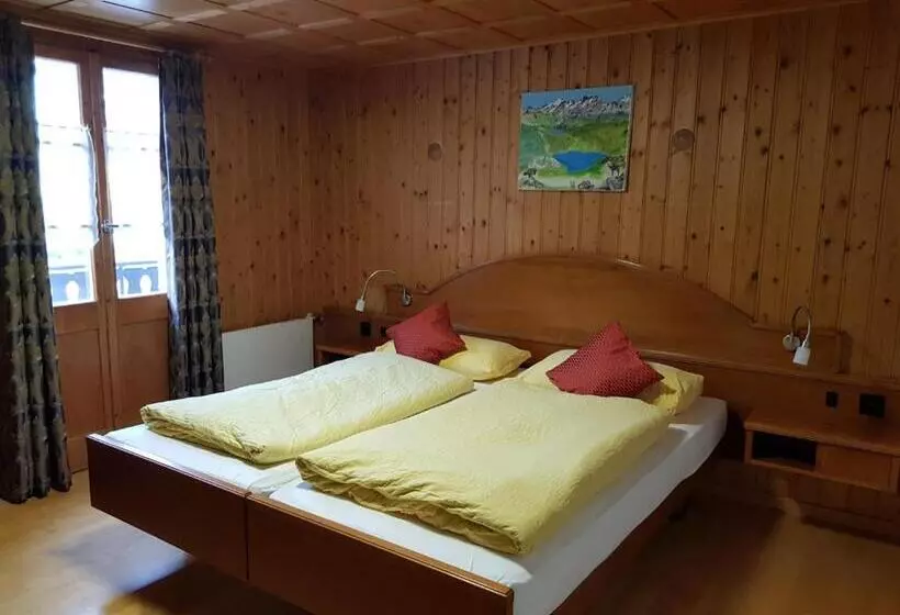 ホテル Gasthaus Waldhaus