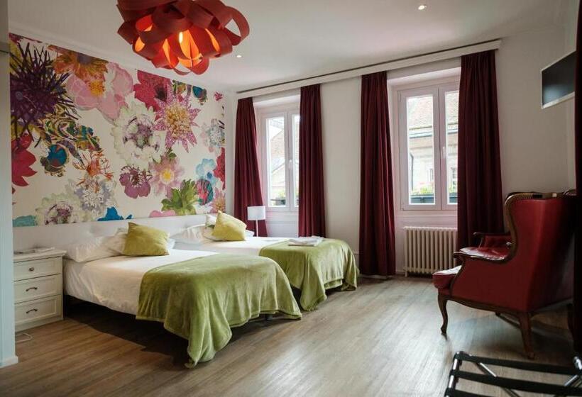 هتل Hôtel Du Raisin