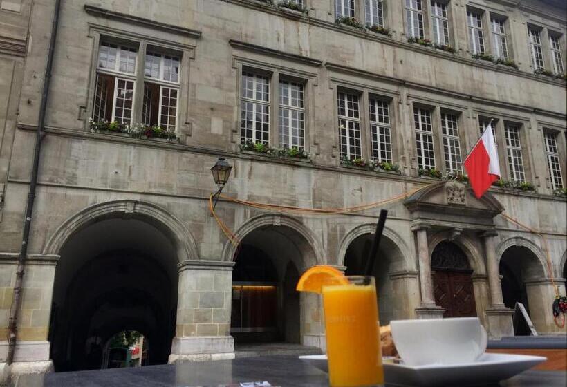 هتل Hôtel Du Raisin