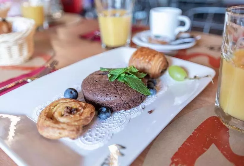 هتل Ibis Styles Lausanne Center Mad House
