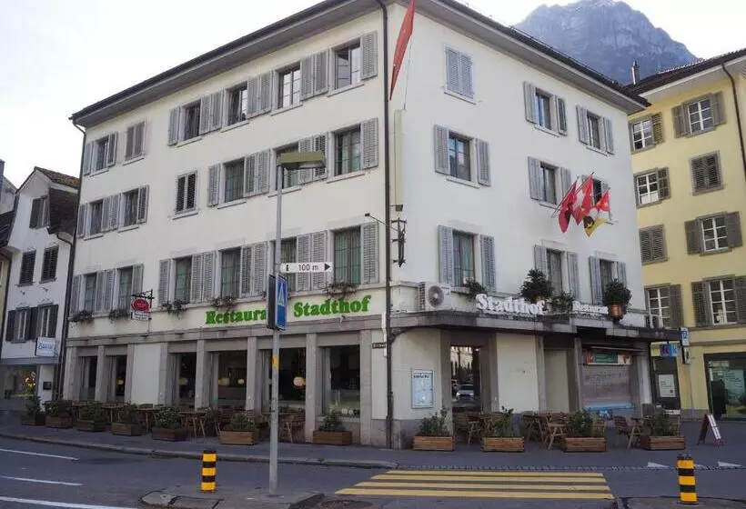 هتل Stadthof Glarus