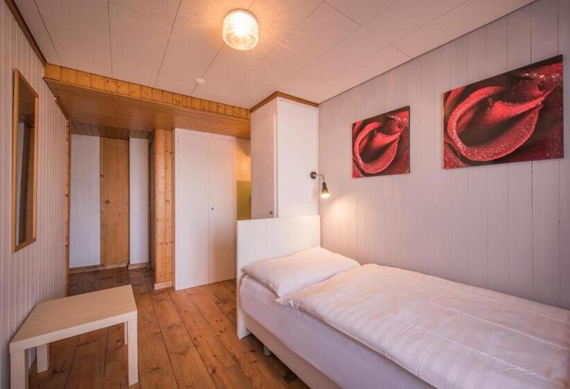 Отель Tell And Apartments