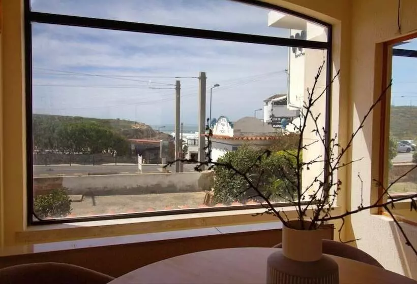 Hotelli Wot Sintra Ocean